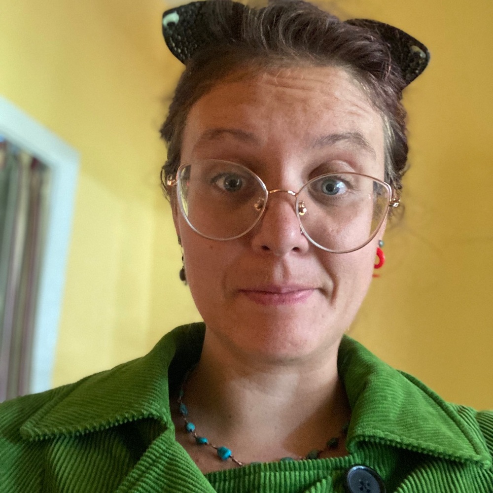 Meet your Posher, Catherine